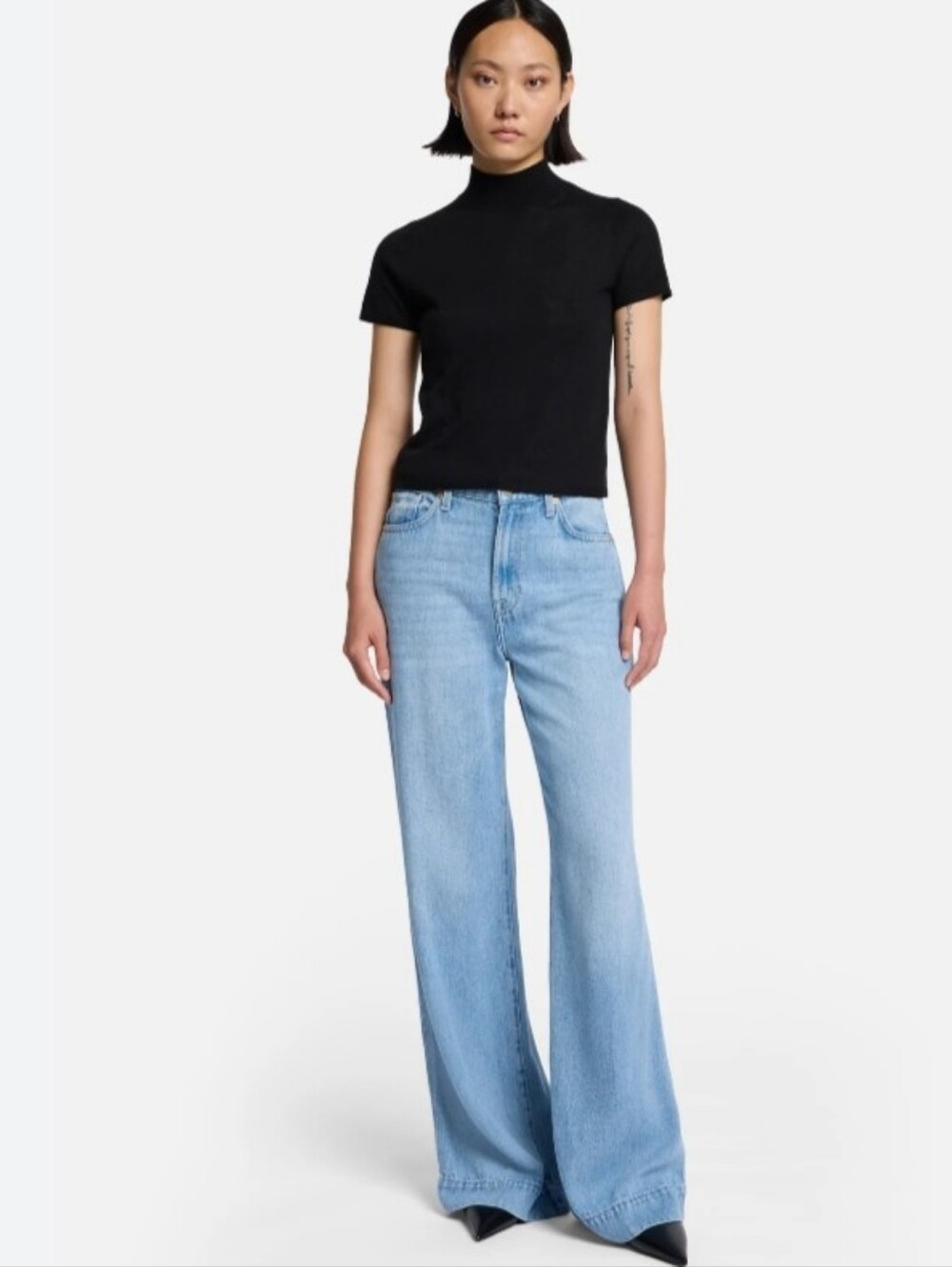 7 For All Mankind Modern Dojo Flare Jean's In Annandale 27 NWT